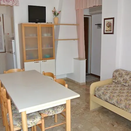 Fuer 6 Personen Ca 45 Qm In Bibione, Adriakueste Italien Und Umgebung - B62789 * Μπιμπιόνε